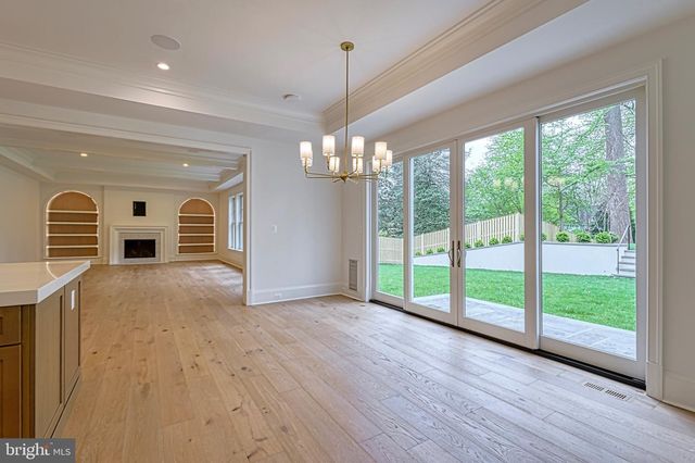 4740 34TH RD N, Arlington, VA 22207