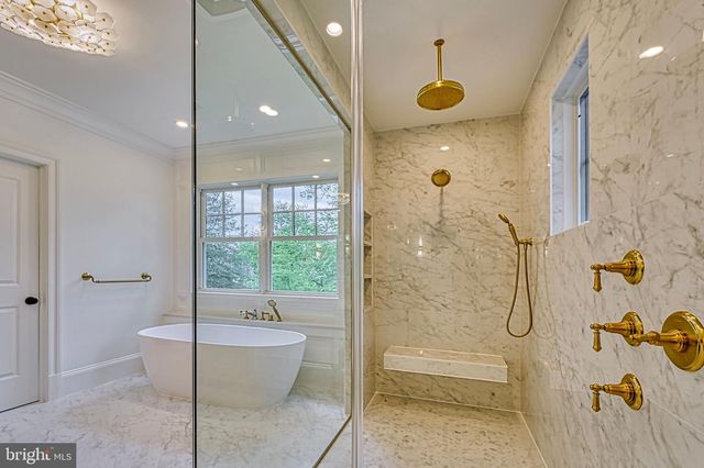 4740 34TH RD N, Arlington, VA 22207