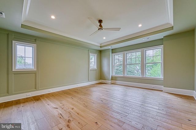 4740 34TH RD N, Arlington, VA 22207