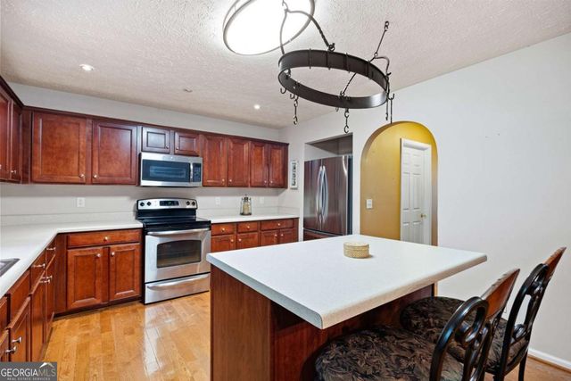 103 E SKYLINE View, Dallas, GA 30157