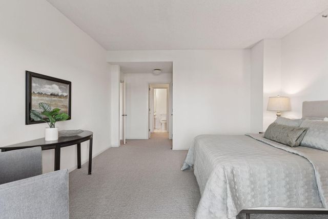 1201 Yale Place 403, Minneapolis, MN 55403