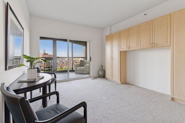 1201 Yale Place 403, Minneapolis, MN 55403