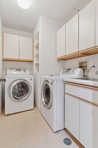 1201 Yale Place 403, Minneapolis, MN 55403