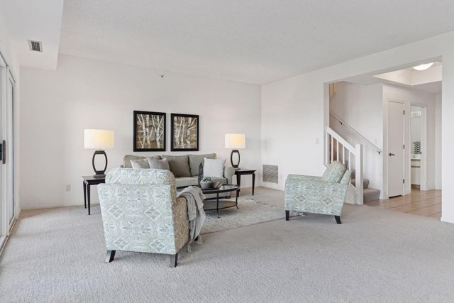 1201 Yale Place 403, Minneapolis, MN 55403