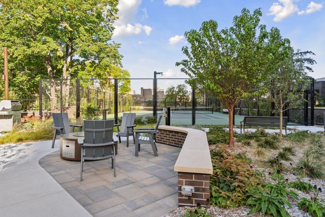 1201 Yale Place 403, Minneapolis, MN 55403