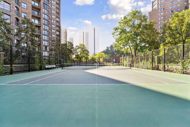 1201 Yale Place 403, Minneapolis, MN 55403