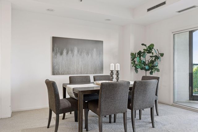 1201 Yale Place 403, Minneapolis, MN 55403