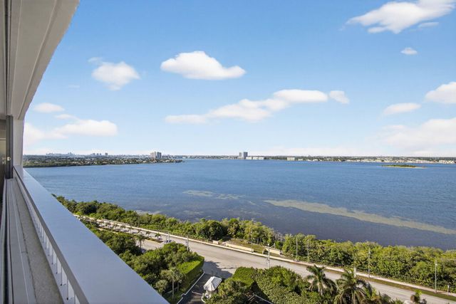 5280 N Ocean Drive 14-D, Riviera Beach, FL 33404