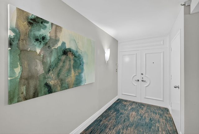 5280 N Ocean Drive 14-D, Riviera Beach, FL 33404