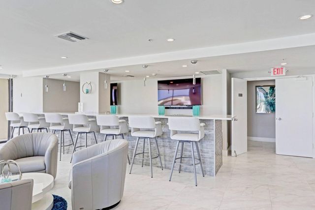 5280 N Ocean Drive 14-D, Riviera Beach, FL 33404