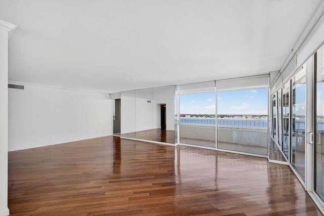 5280 N Ocean Drive 14-D, Riviera Beach, FL 33404