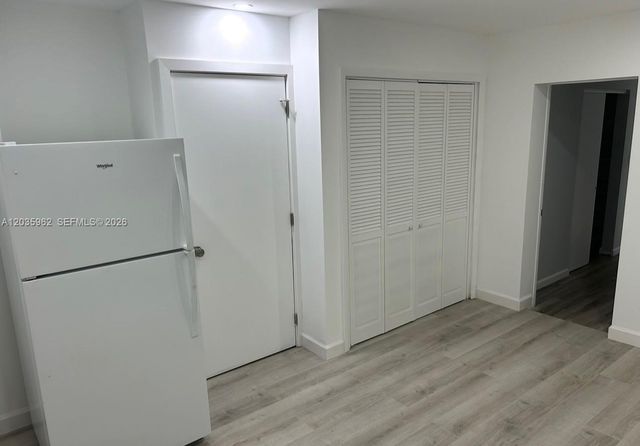 8764 SW 54th Ter Efficiency, Miami, FL 33165