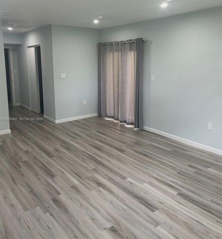 8764 SW 54th Ter Efficiency, Miami, FL 33165