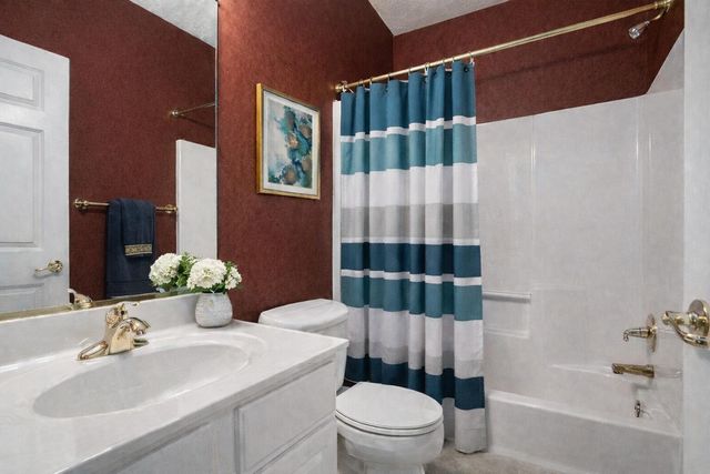 2669 Hunters Bluff, Comstock Twp, MI 49048