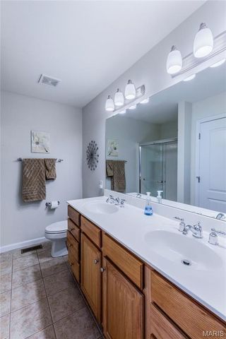 3469 Cambridge Avenue, St Louis, MO 63143