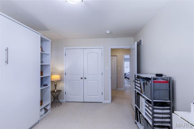 3469 Cambridge Avenue, St Louis, MO 63143