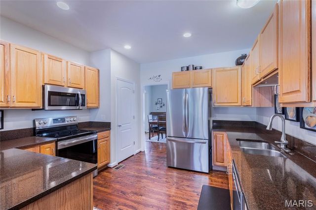 3469 Cambridge Avenue, St Louis, MO 63143