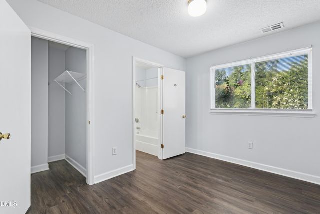 303 Smith Level Road C12, Chapel Hill, NC 27516