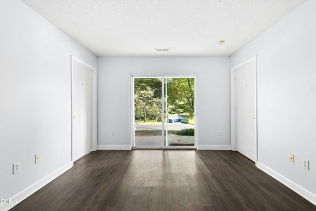 303 Smith Level Road C12, Chapel Hill, NC 27516