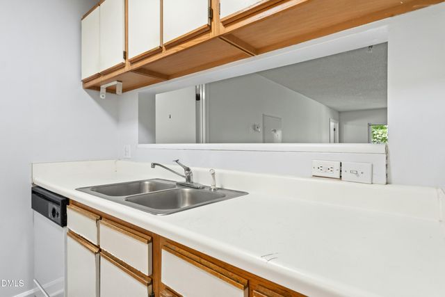 303 Smith Level Road C12, Chapel Hill, NC 27516