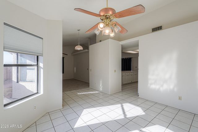1862 N CENTER Avenue, Casa Grande, AZ 85122