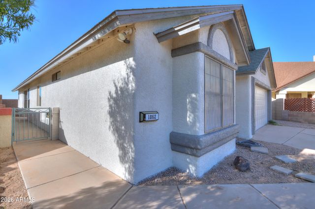 1862 N CENTER Avenue, Casa Grande, AZ 85122