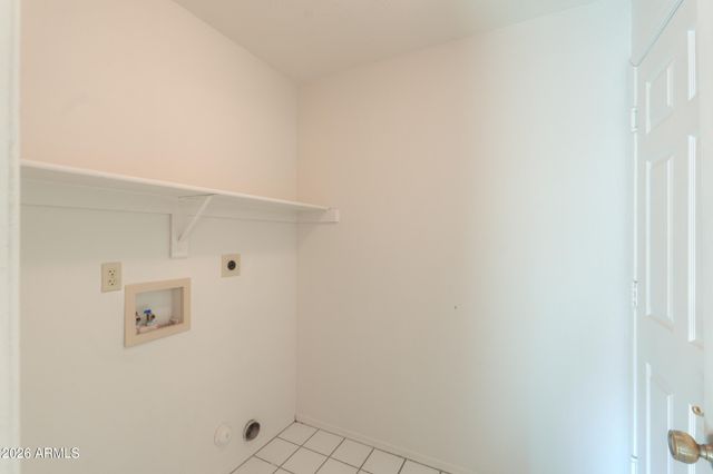 1862 N CENTER Avenue, Casa Grande, AZ 85122