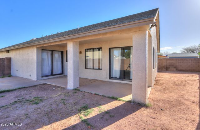 1862 N CENTER Avenue, Casa Grande, AZ 85122