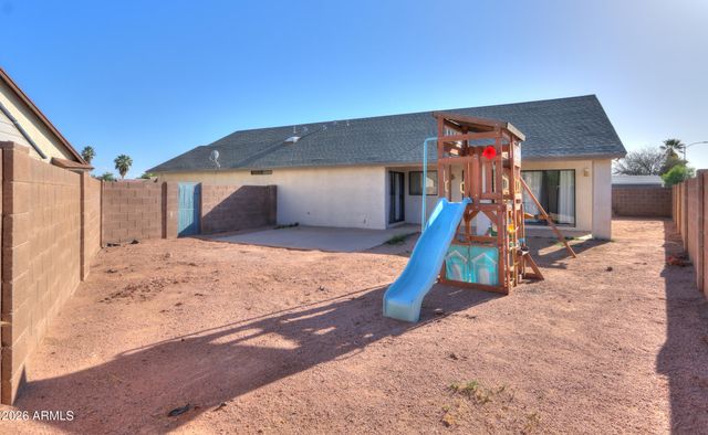 1862 N CENTER Avenue, Casa Grande, AZ 85122