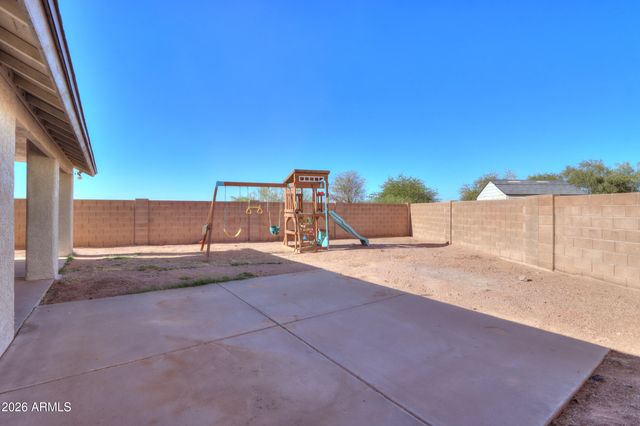 1862 N CENTER Avenue, Casa Grande, AZ 85122