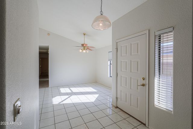 1862 N CENTER Avenue, Casa Grande, AZ 85122