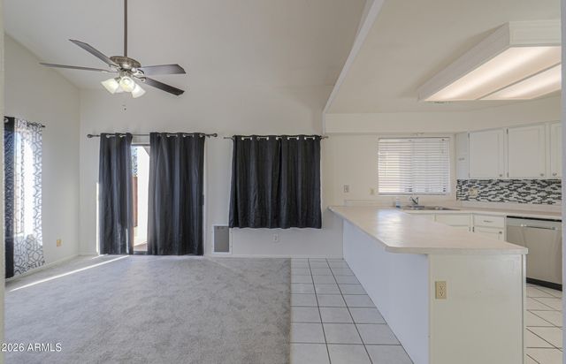 1862 N CENTER Avenue, Casa Grande, AZ 85122