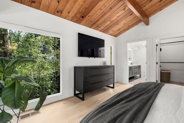 1855 Early Drive, Felton, CA 95018
