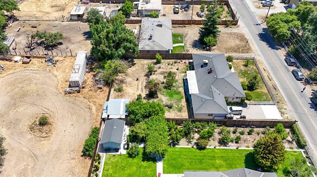 1608 Ohio Ave, Modesto, CA 95358