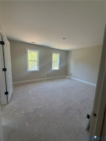1044 Holly Stone Dr, Mechanicsville, VA 23111
