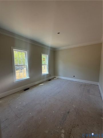 1044 Holly Stone Dr, Mechanicsville, VA 23111