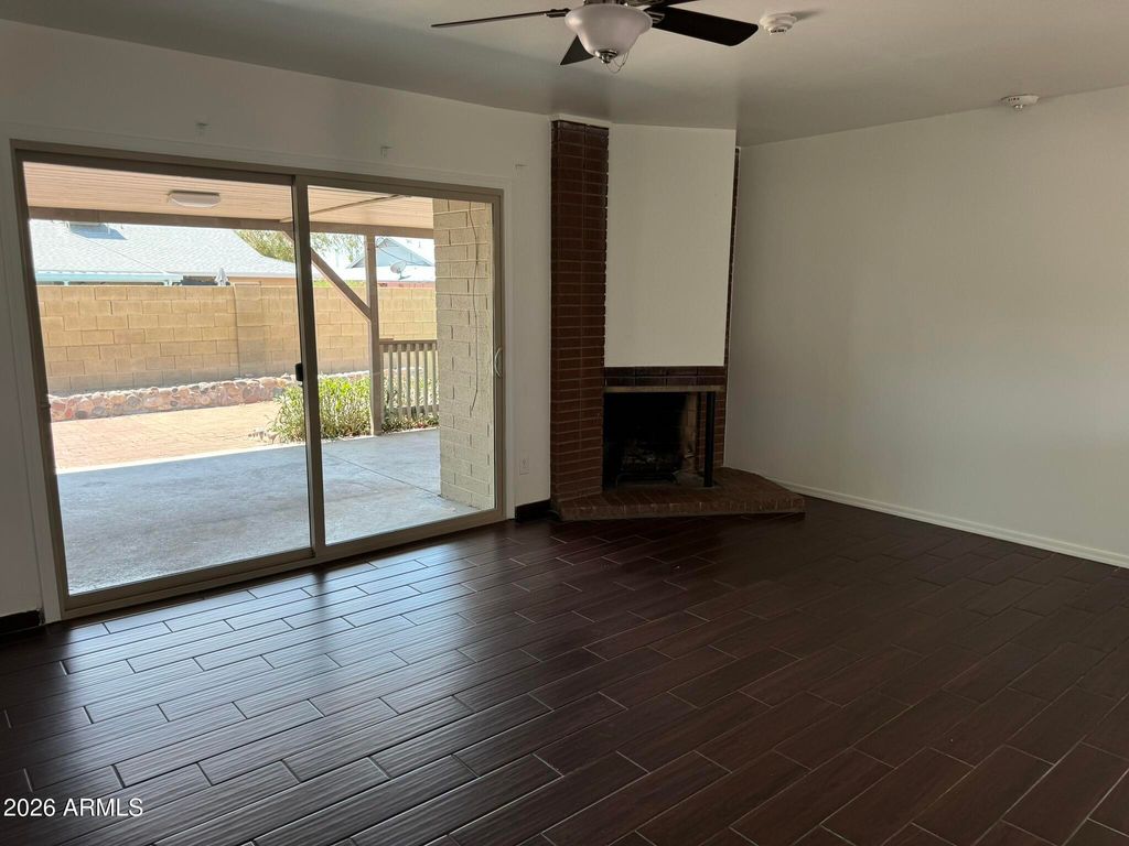 3437 W ACOMA Drive, Phoenix, AZ 85053 — photo 2