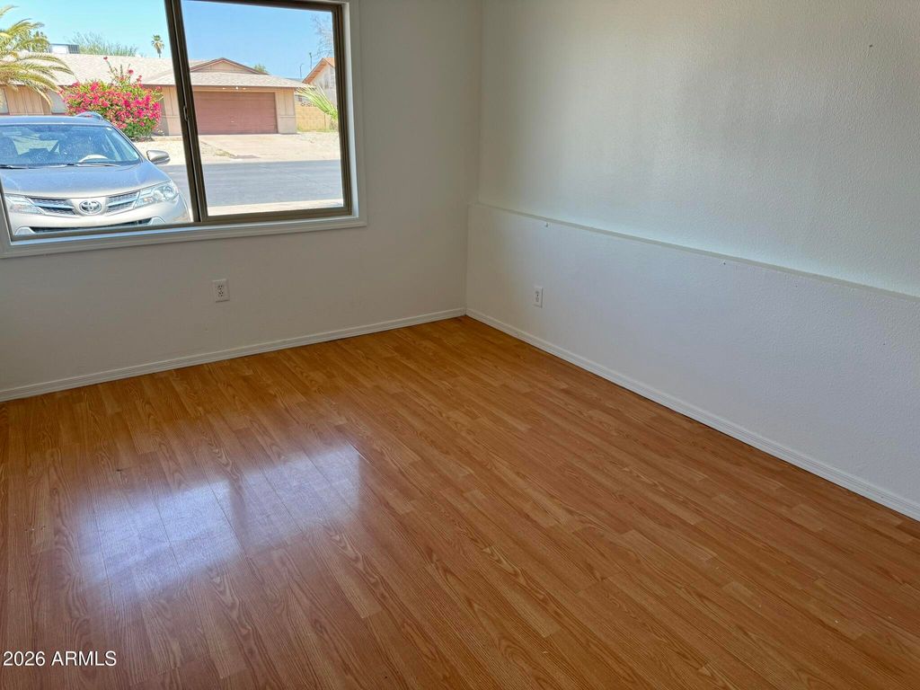 3437 W ACOMA Drive, Phoenix, AZ 85053 — photo 5