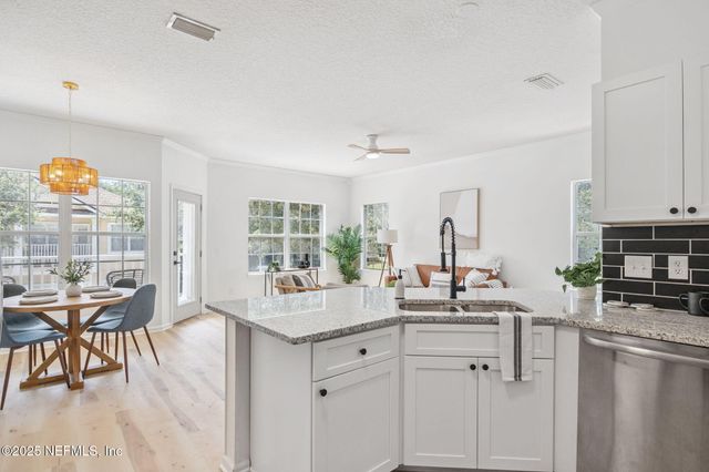 1702 FOREST LAKE Circle, 3, Jacksonville, FL 32225