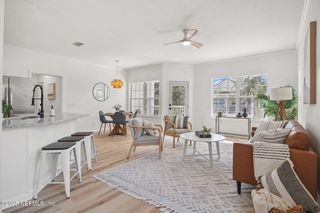 1702 FOREST LAKE Circle, 3, Jacksonville, FL 32225