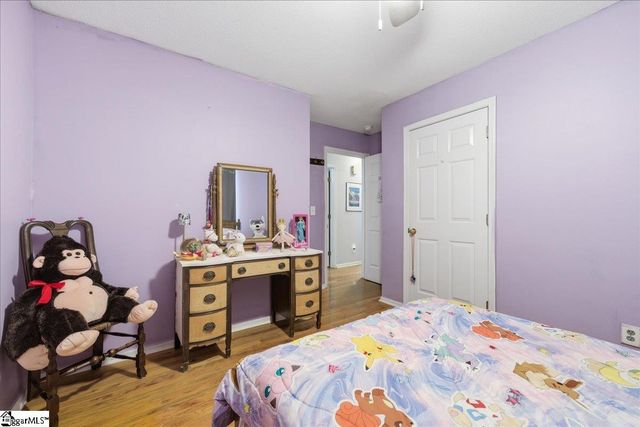 108 Meadow Hill Way, Taylors, SC 29687