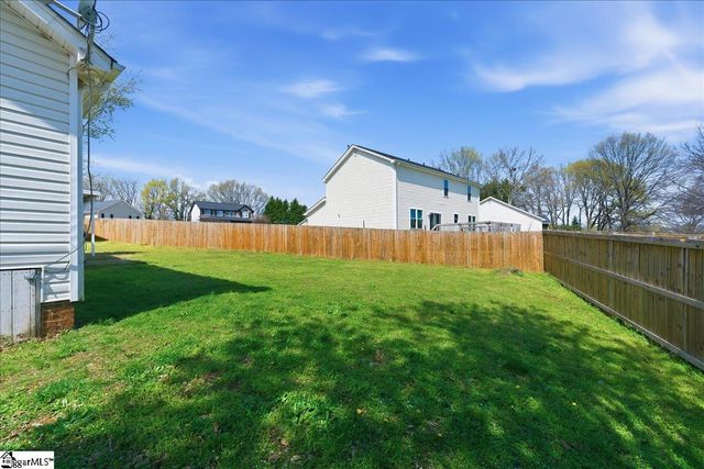 108 Meadow Hill Way, Taylors, SC 29687