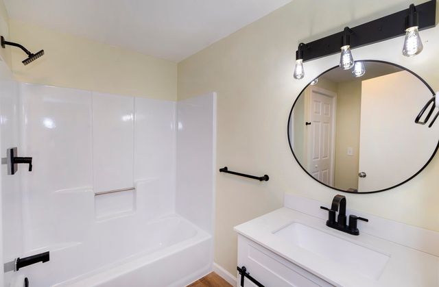 39 Ernest Ave Apt 308, Exeter, NH 03833