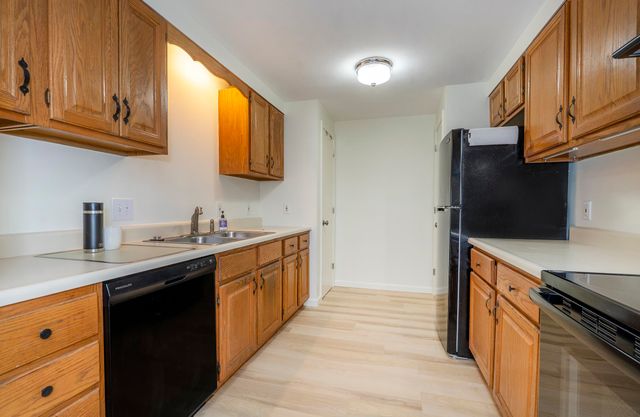 39 Ernest Ave Apt 308, Exeter, NH 03833