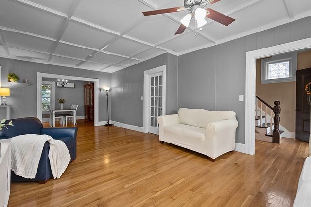 5 Prospect St, Attleboro, MA 02703
