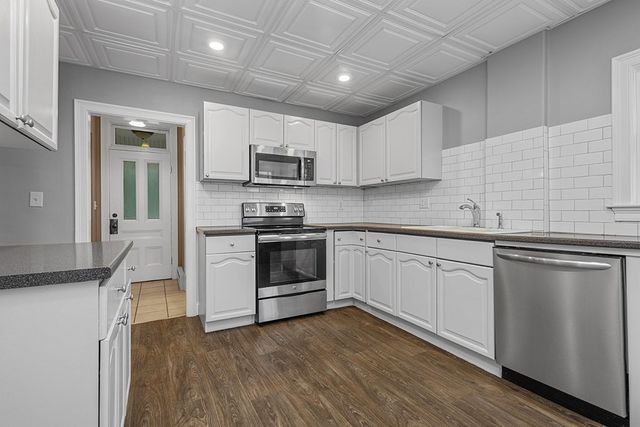 5 Prospect St, Attleboro, MA 02703