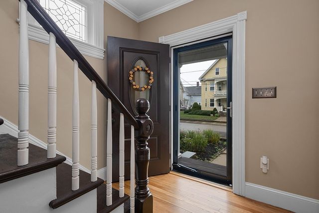 5 Prospect St, Attleboro, MA 02703