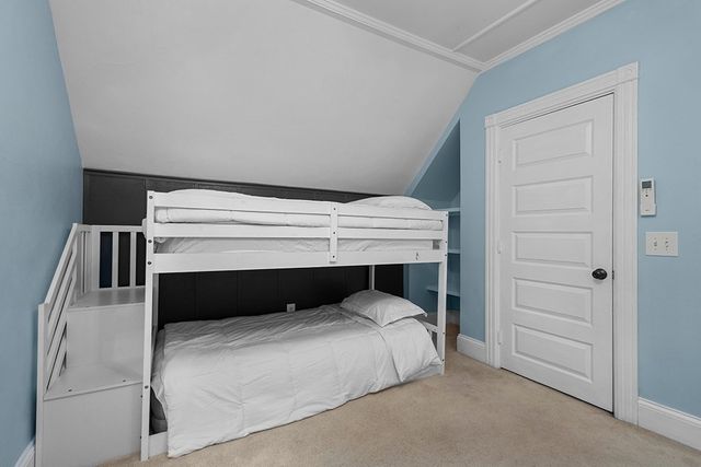 5 Prospect St, Attleboro, MA 02703
