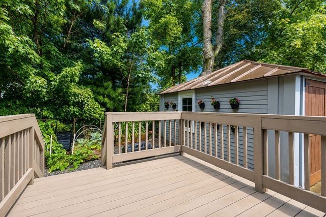 5 Prospect St, Attleboro, MA 02703
