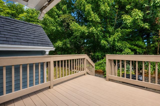 5 Prospect St, Attleboro, MA 02703